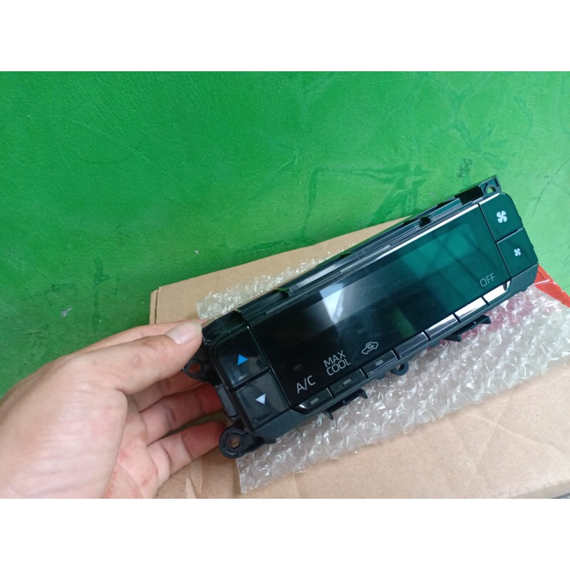 panel AC digital raize/Rocky /avanza/xena 2022