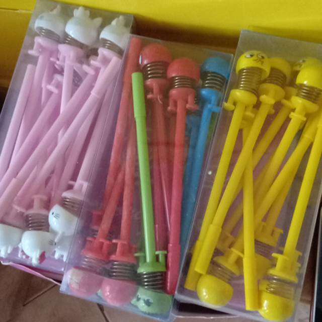 

12Lusin Pulpen Gel Mantul Emoji/ Khusus Pembelian 1gros