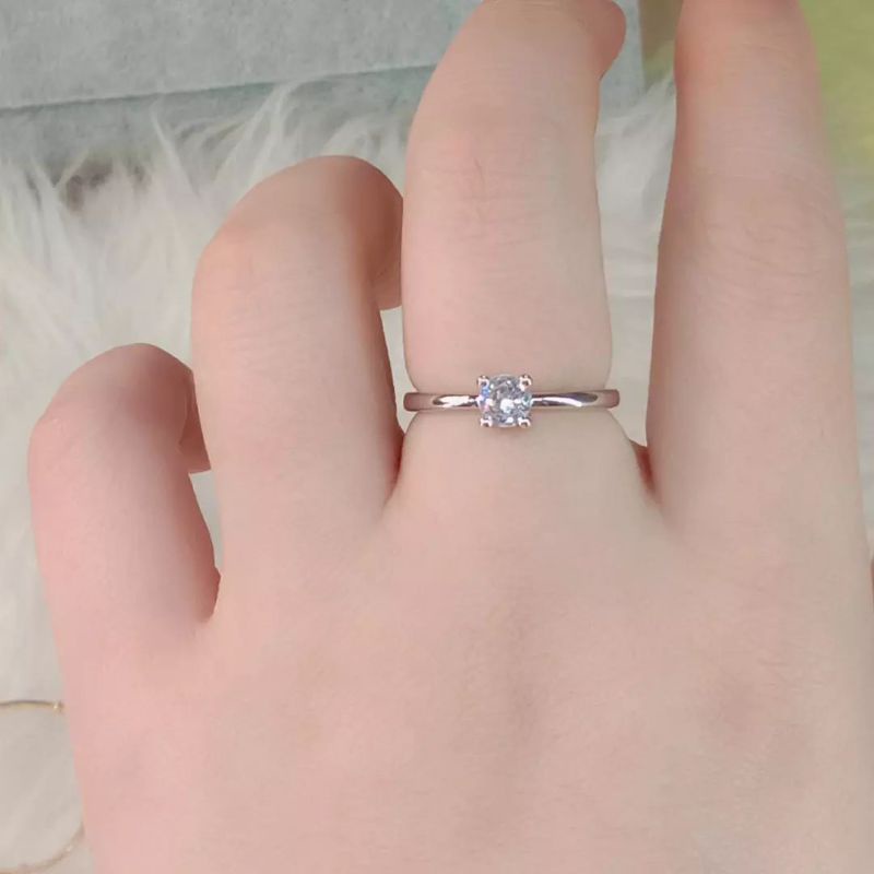 Cincin Titanium Wanita Anti Karat, Anti Alergi, Tahan Lama, Di Jamin REALPICT 100% Dan High Quality, Cincin 1 Mata Silver