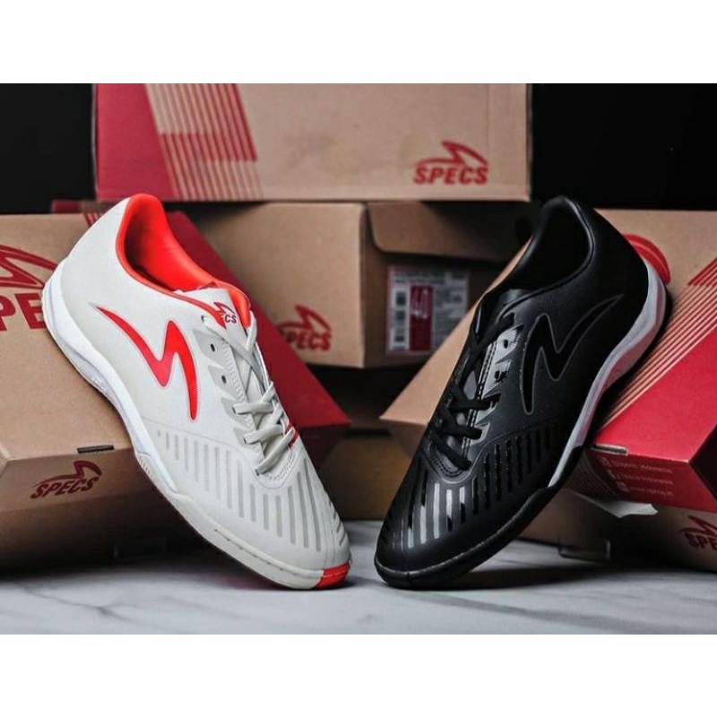 Sepatu futsal SPECS SWERVO HYDRA