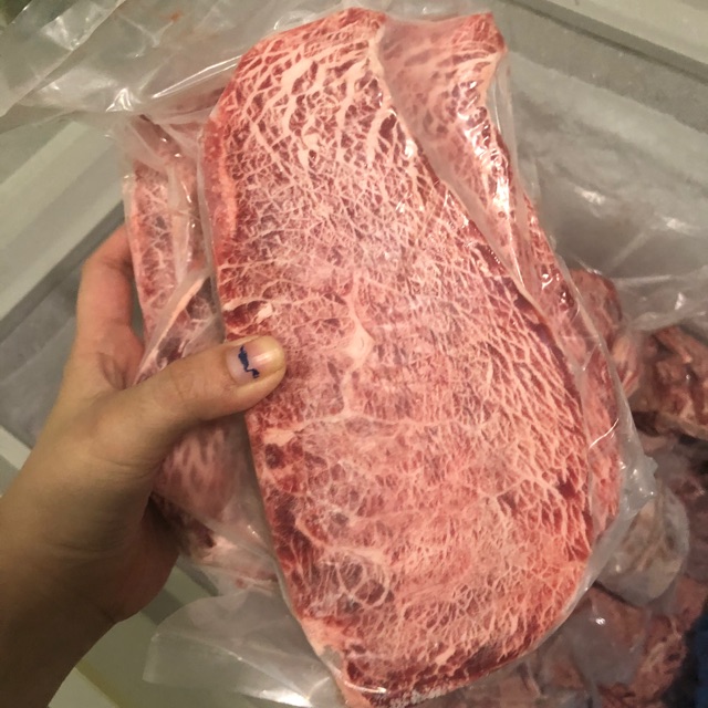 

Wagyu mess steak cut