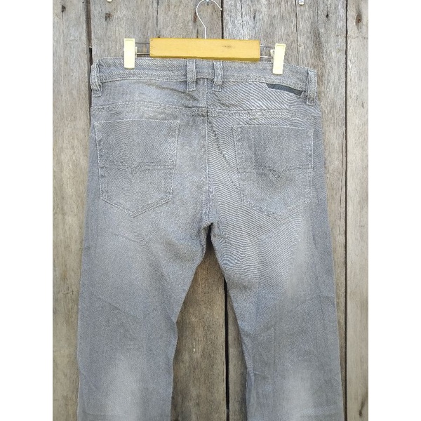 diesel industry slim straight jeans size fit 32 second preloved