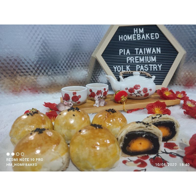 

pia taiwan premium (yolk pasrty)