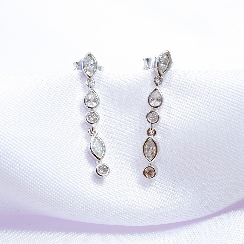 Anting Valentine Series by Sandra Dewi Gold Kadar 18K EA200254