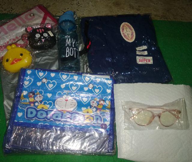 Rak Sepatu Gantung Karakter