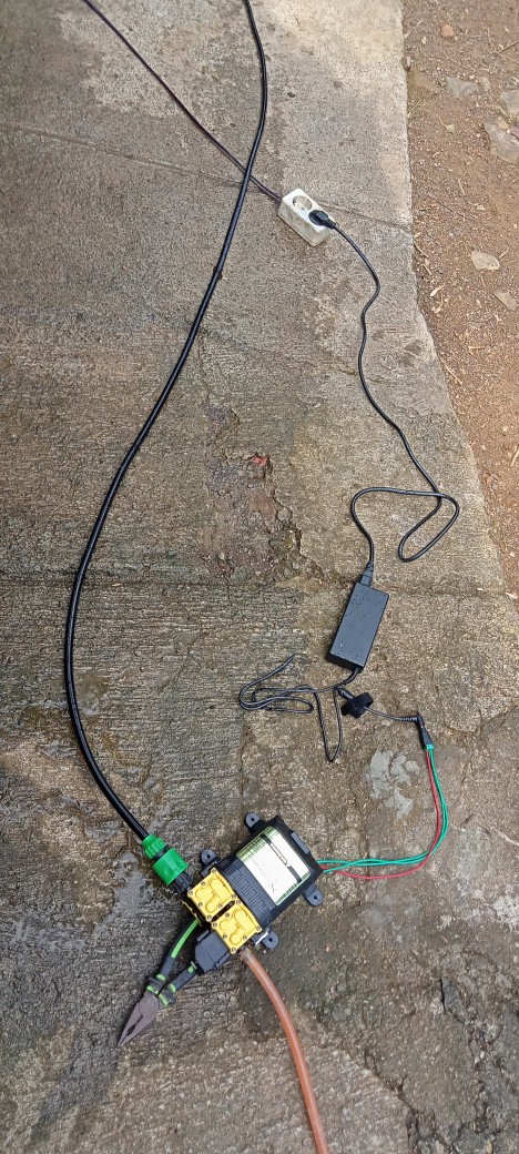 Selang High Pressure Hitam Bisa Untuk Pompa Dc