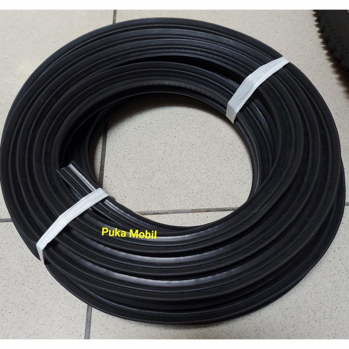 Karet Bagasi Mobil Corolla DX