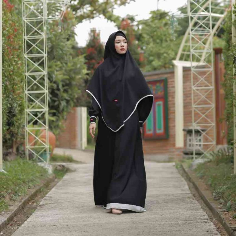 AULIA AZEEZA BLACK/GAMIS AULIA/GAMIS POLOS/AULIA FASHION