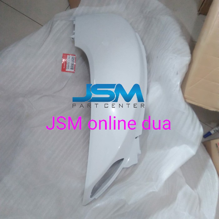 COVER BODY SCOOPY FI PUTIH KANAN 83600-K16-900RSW ORI HONDA ORI ORIGINAL