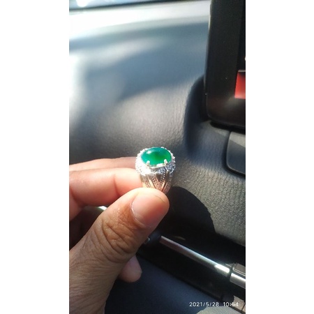 bacan majiko tanah hitam