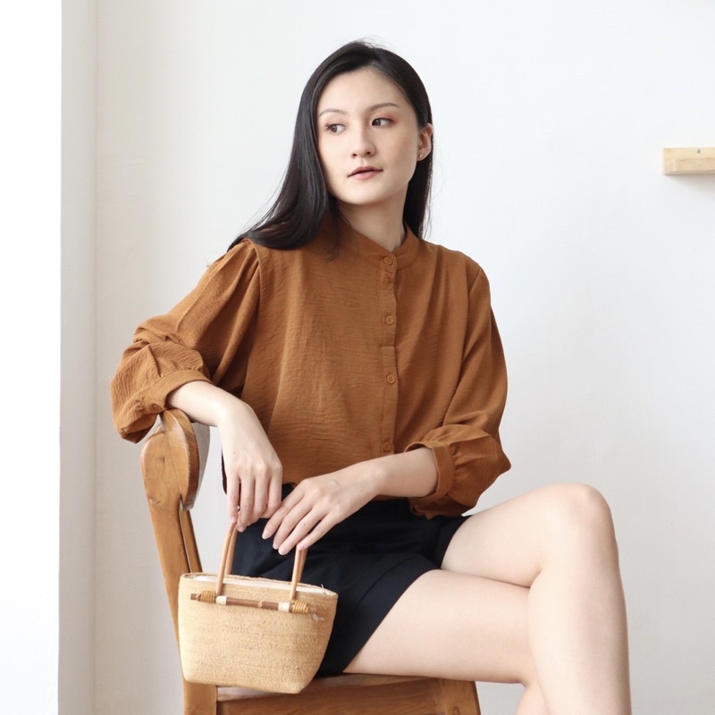 LESLEY Vneck Shirt Blouse Kemeja Oversize / Kemeja Kantor / Kemeja Korea / Kemeja Oversized / Atasan Wanita