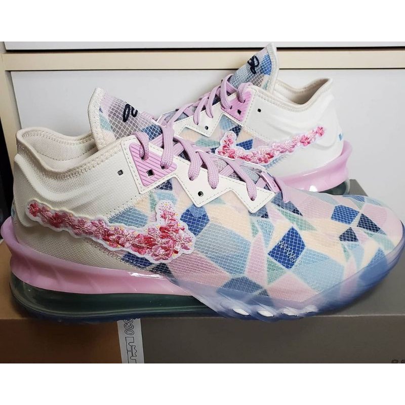 nike lebron x atmos