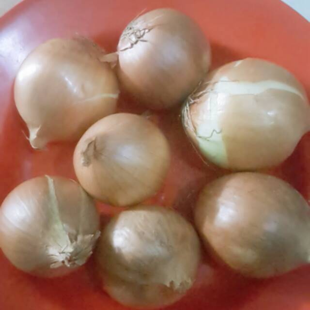 

Bawang bombay