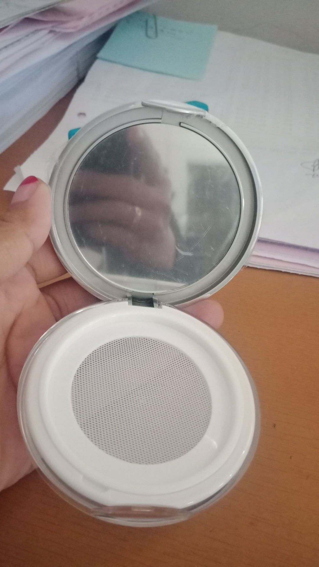 Stid 1pcs Portable Empty Cosmetic Sifter Loose Jar Container Puff Box Container Case Jelly