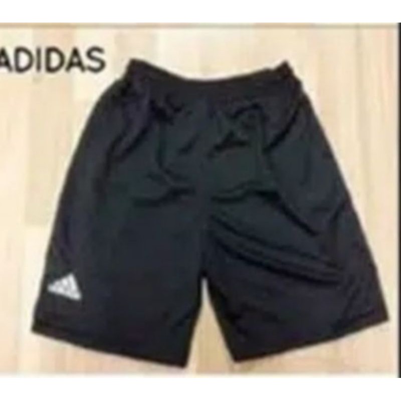 CELANA PENDEK SEPAK BOLA ADIDAS