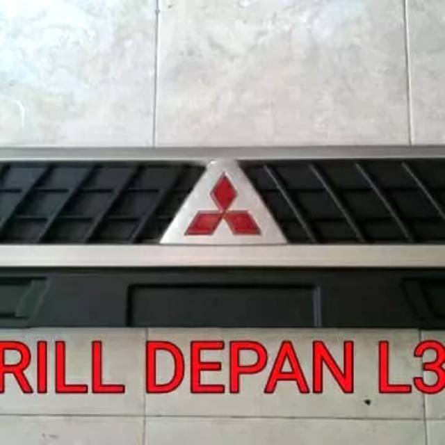 Grill depan + logo 3berlian L300 2007-ON untuk mobil mithubishi colt l300 tahun 2007 on