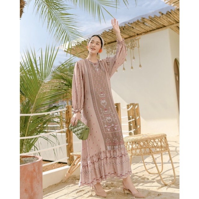 Madeena signature dress by Haideeorlin