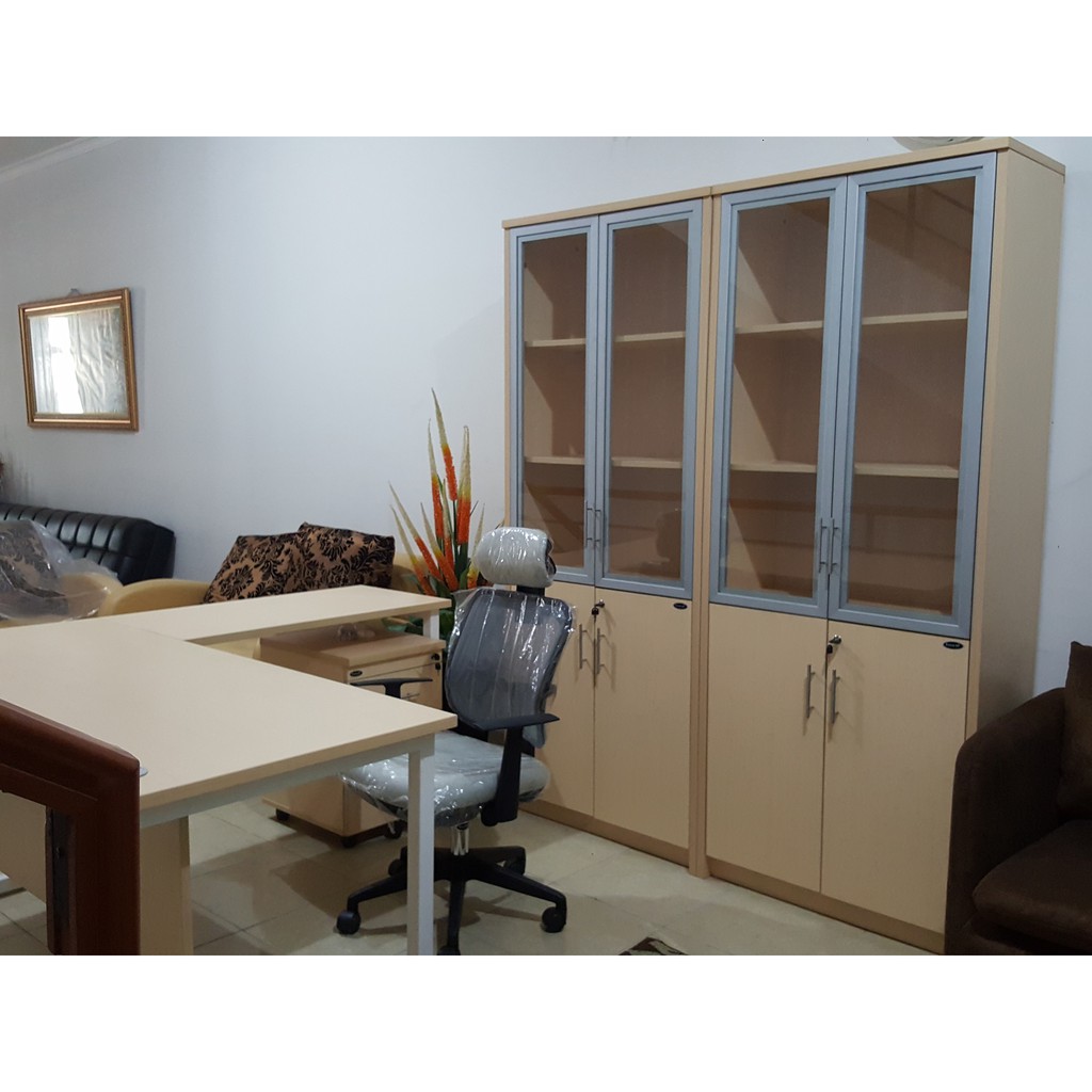 Promo murah   SALE ON STOCK  SET MEJA DAN KURSI KANTOR INDACHI WILSON SERIES