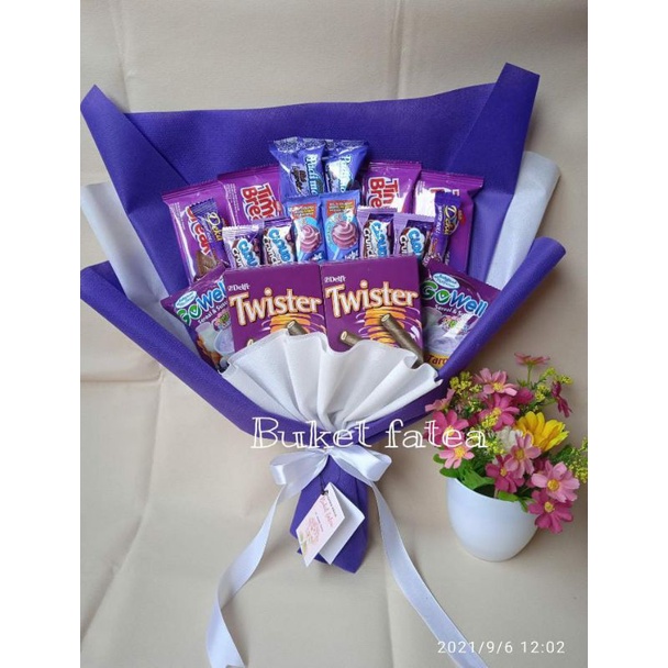 

Buket A2 buket jajan ungu buket wisuda bucket snack