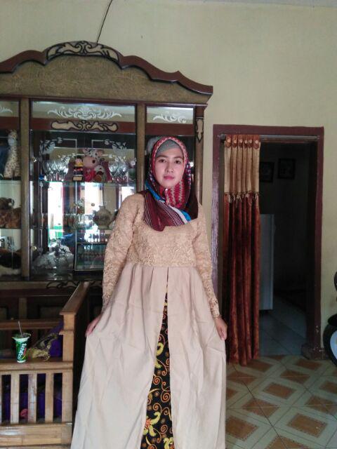 Fashion Batik Fashion Modern Couple Sarwendah Couple Anami Hayunda Soegiharto.grosir