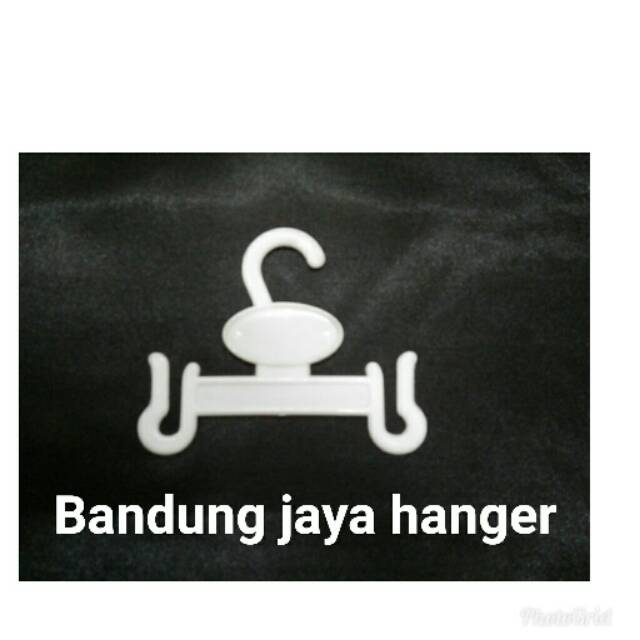 Hanger sandal jepit per bh