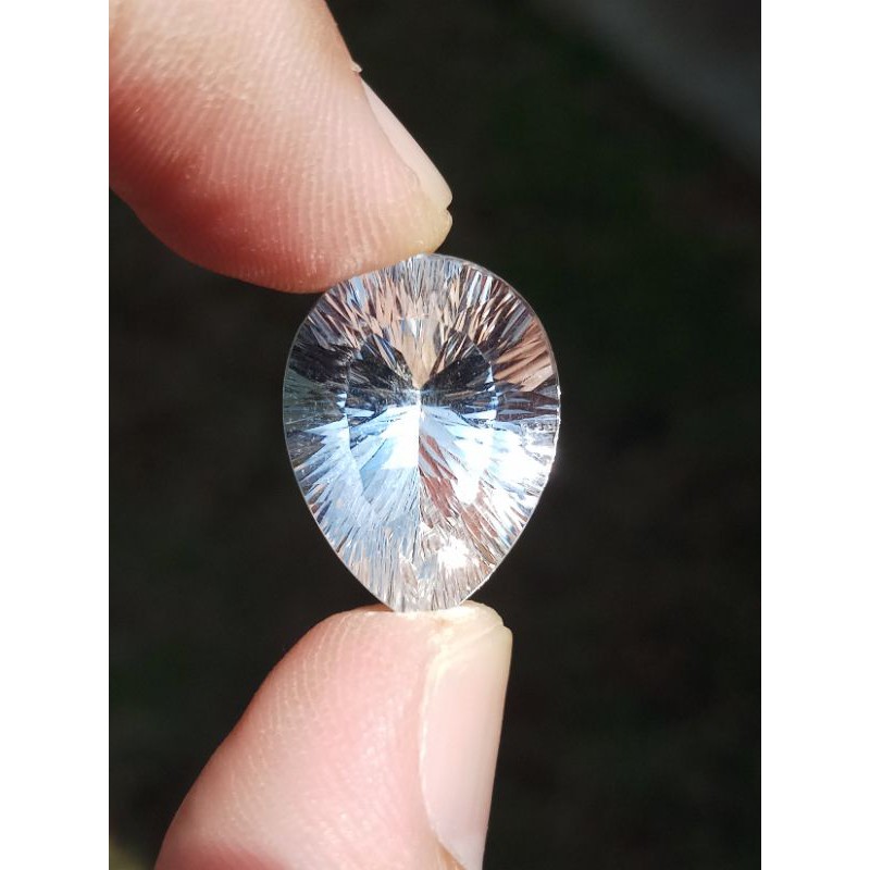 Kinyang Air/ Kecubung Es