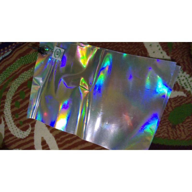 

Stiker Hologram/Rainbow A3+ tanpa cetak