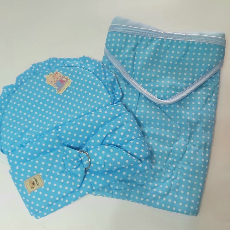 PAKET GENDONGAN BAYI SAMPING DAN SELIMUT POLKADOT