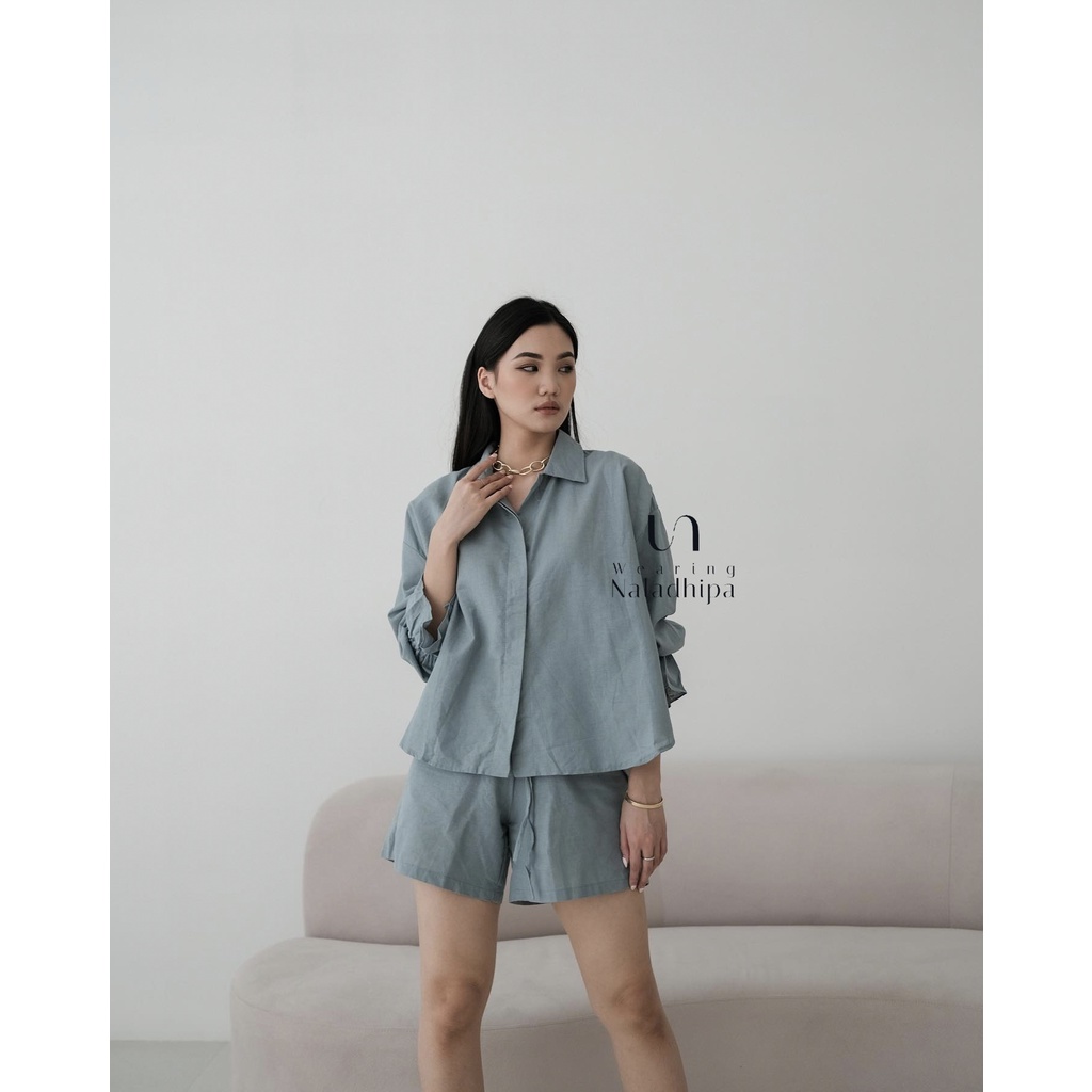 Karlin Shirt - Kemeja Linen Tangan Panjang Wanita