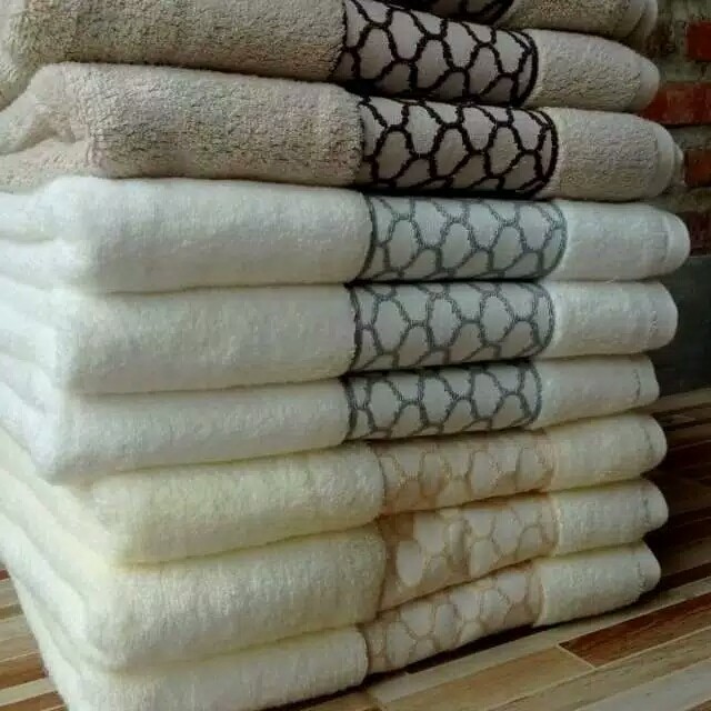 Rc Handuk Mandi Hotel Terry Palmer Intercount Putih Jumbo Ukuran 70x140