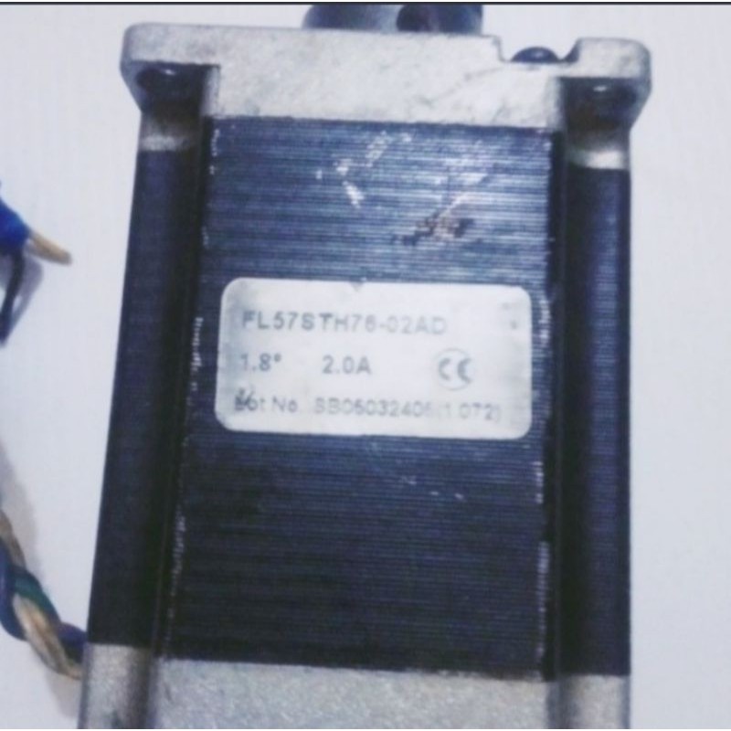 STEPER NEMA DC - 2A - 1,8DEG /STEP BIPOLAR 6WIRE