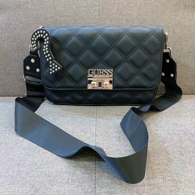 tas guess sling bag