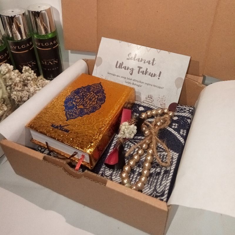 Hampers Cowok Murah Al Quran Tasbih Sajadah