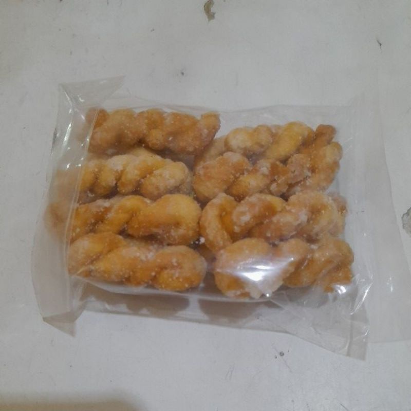 

Kue pilin 60 gram