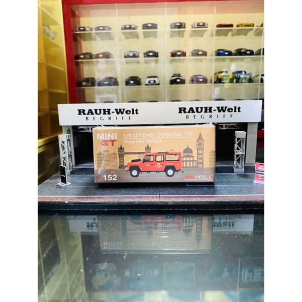 Mini GT No 152 Land Rover Defender 110 Royal Mail Post