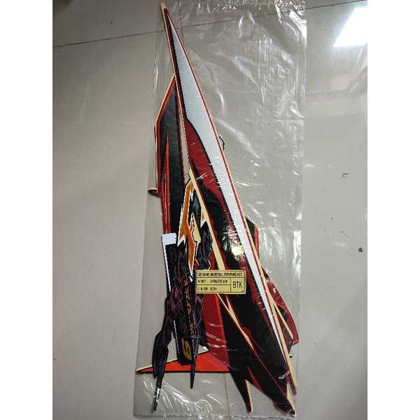 striping stiker satria Fu 2008 merah hitam