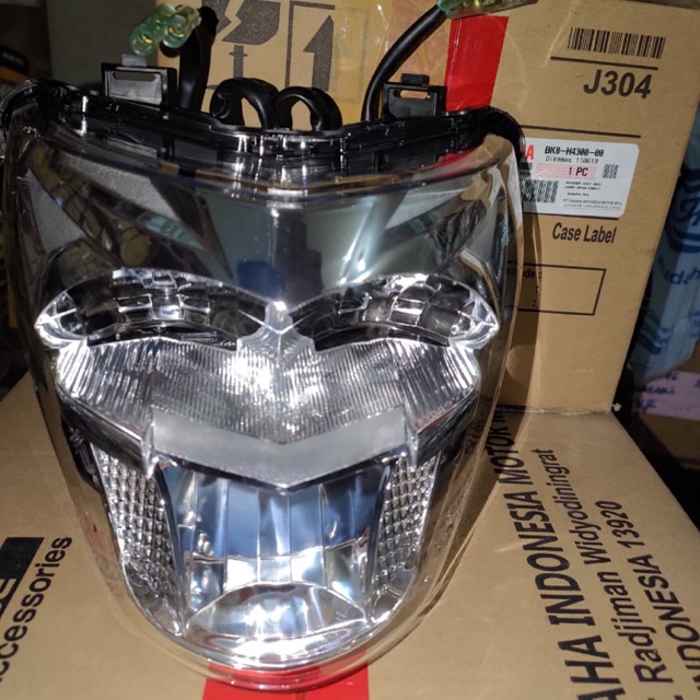 Reflektor Lampu Depan Ori Yamaha All New Vixion BK8-H4300-00
