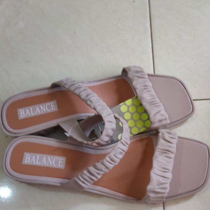 12.12 Birthday Sale New BLC 3305-1 Sandal Jelly Kerut Sofia Bacadeskripsi-Polos Salem