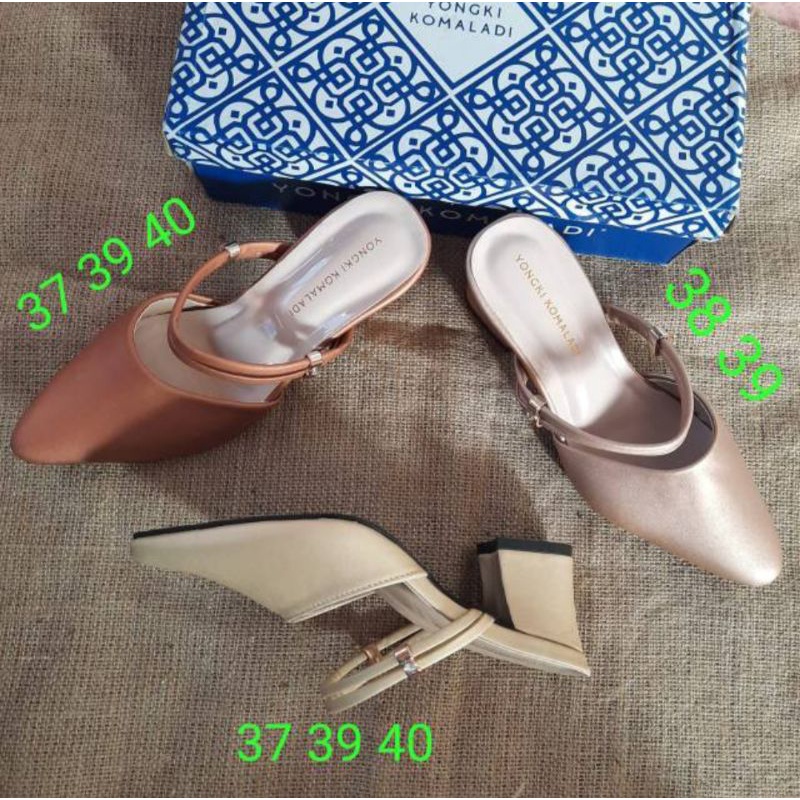 WEDGES TAHU YONGKI KOMALADI || HEELS BRANDED