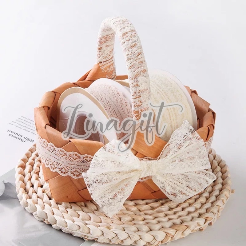 ( Meter ) LACE RIBBON 3CM 4.5CM - PITA RENDA AIR 30MM 45MM FANCY BUNGA BOUQUET / FLOWER WRAPPING HIASAN KADO HAMPERS PARCEL SOUVENIR