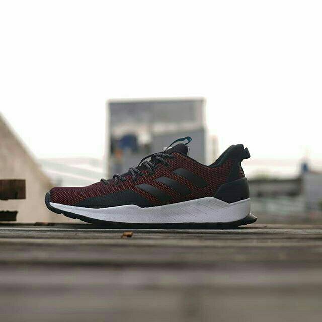 adidas questar trail maroon
