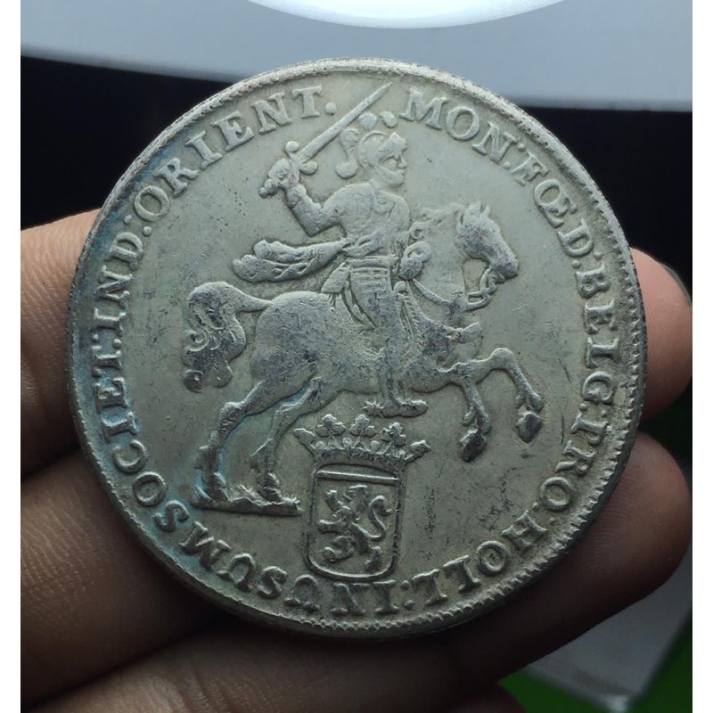 Koin Kuno VOC Concordia Kuda Terbang Tahun 1739 01