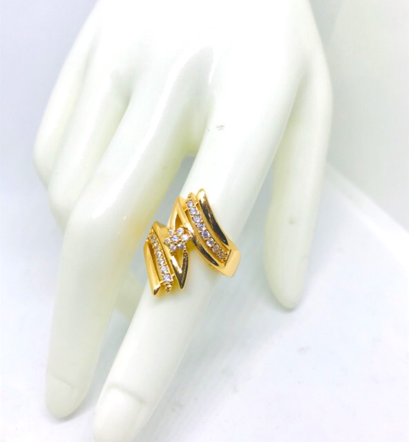 Cincin wanita permata//cincin lapis emas//cincin //perhiasan fasion wanita //cincin permata