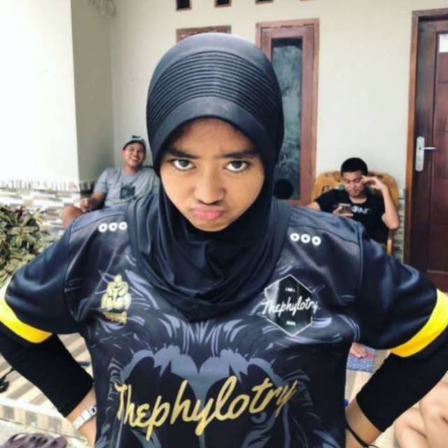 Bergo Jersey premium / hijab sporty pendek / hijab sporty salur (*FREE POUCH*) 4.7-4