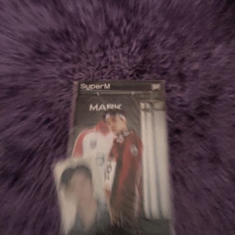 standee holo Mark superm BOOKED