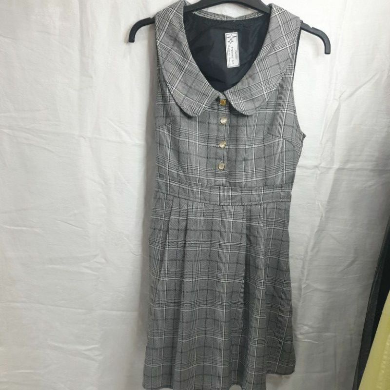 dress motif kotak import size S