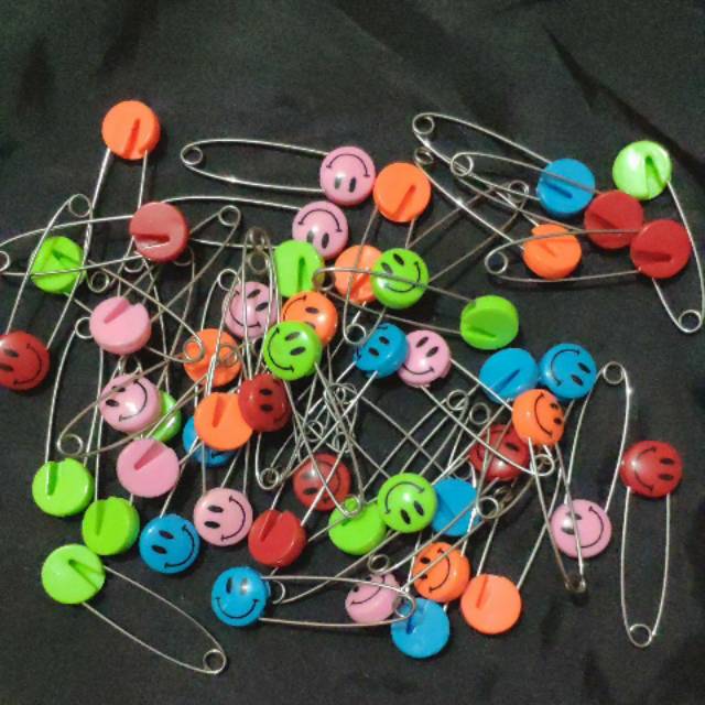 LZ.C20 Peniti besar SMILE. Baby safety pin. Cemiti plastik. Clip pacifier