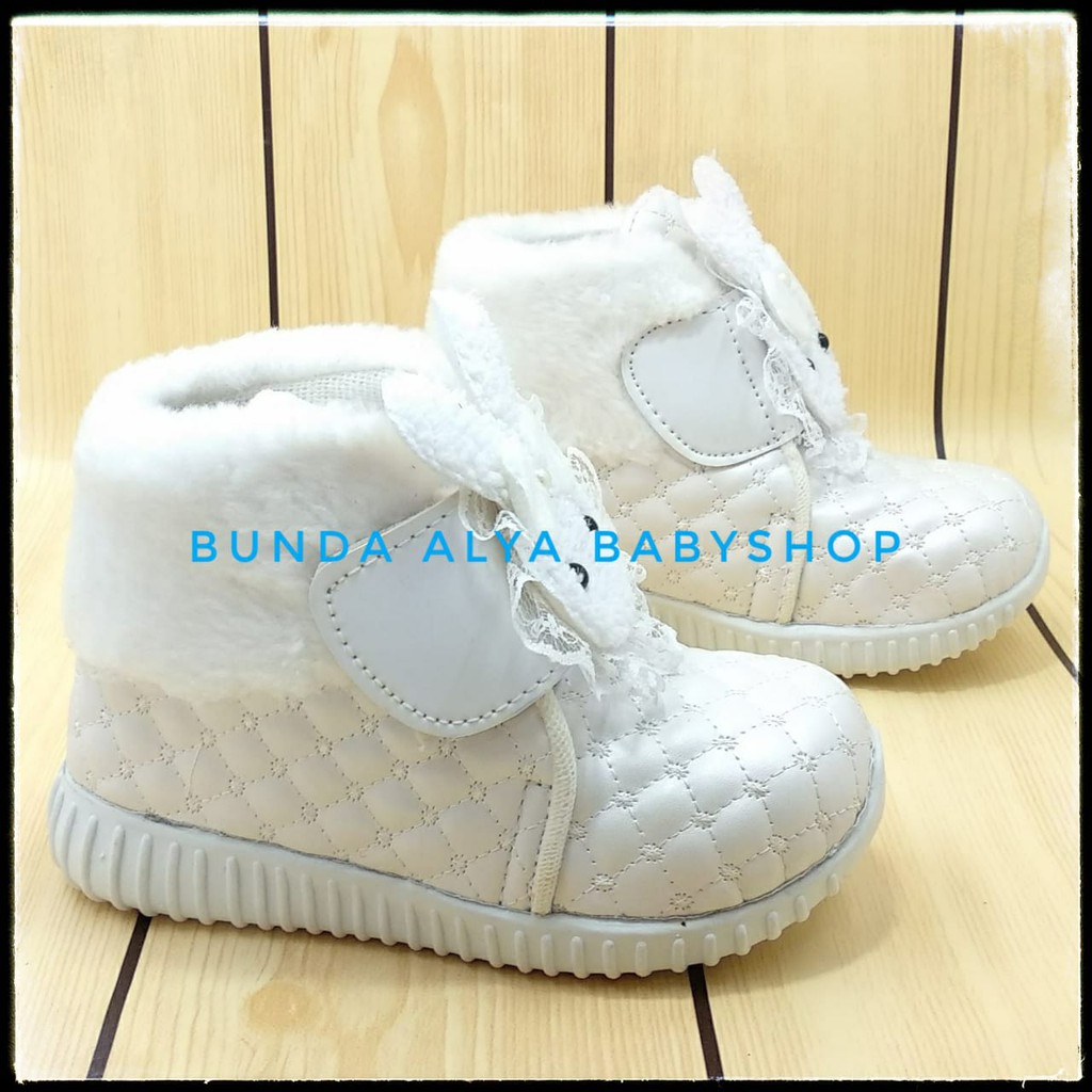 Sepatu Anak Perempuan Boots Bulu Usia 3 4 Tahun PUTIH - Sepatu Anak Cewek Kelinci Bulu Size 29 -30