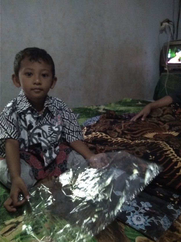 (dua Warna)batik Couple  Keluarga Ayah Ibu Dan Anak Murah Berkualitas Istimewa Motif Cibulan