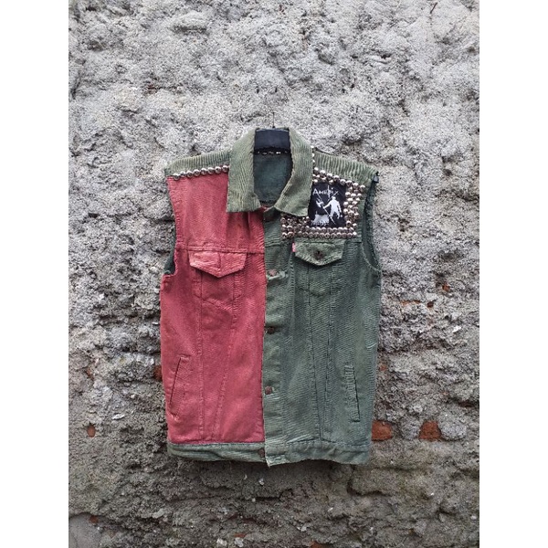 VEST PUNK / ROMPI JACKET